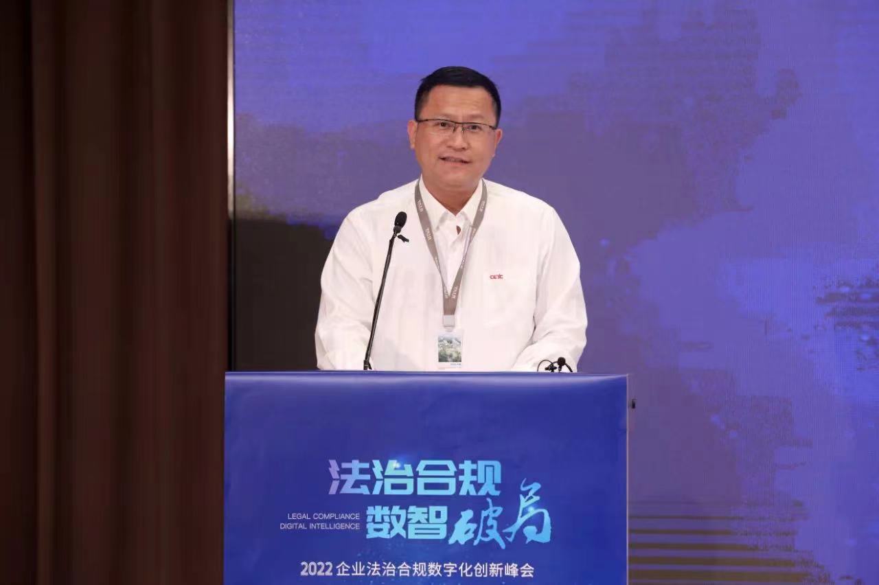 李庆.jpg